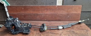 Lewarek wybierak zmiany biegów linki 3649354 1000573614  Opel Crossland X 1.2 THP 