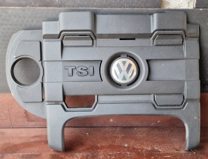Osłona silnika 03C103925BR VW Jetta 5C6 LD7X 1.4 tsi DSG 