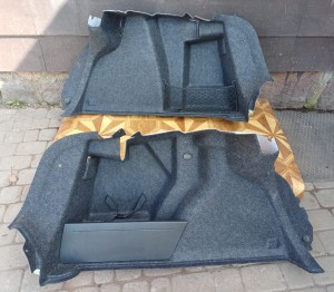 Boczek bagażnika prawy lewy 5C6867428N 5C6867427Q VW Jetta 5C6 