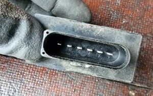 Czujnik ciśnienia spalin przewód paliwa 03L906051B 04L131552DL VW PASSAT B8 kombi 2.0 tdi 4x4