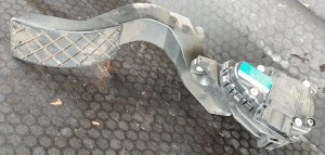 POTENCJOMETR PEDAŁ GAZU 8D1721523E VW PASSAT B5 2.8 V6 