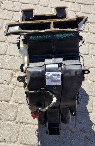 Nagrzewnica climatronic T1025917J 00505219260 Alfa Romeo Giulietta 1.4 turbo 