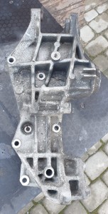 ŁAPA ALTERNATORA 058145523D AUDI A4 B5 1.8B ADR 