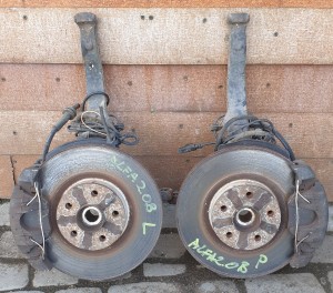 ZWROTNICA PRZÓD KOMPLETNA PRAWA LEWA ALFA GT 2.0 B JTS