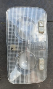LAMPKA PODSUFITKI OŚWIETLENIE KABIYNY 1520400000 ALFA GT