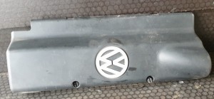 OBUDOWA OSŁONA SILNIKA 06B103935A VW PASSAT B5 1.6