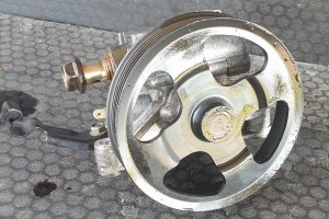 POMPA WSPOMAGANIA MAZDA 6 VI 1.8 B