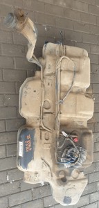 ZBIORNIK BAK PALIWA 7H0201021 AM VW T5 DOKA  2.5 TDI 