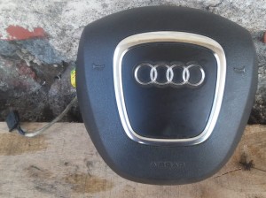 AUDI A4 B8 A5 PODUSZKA AIRBAG KIEROWCY 8K0880201C